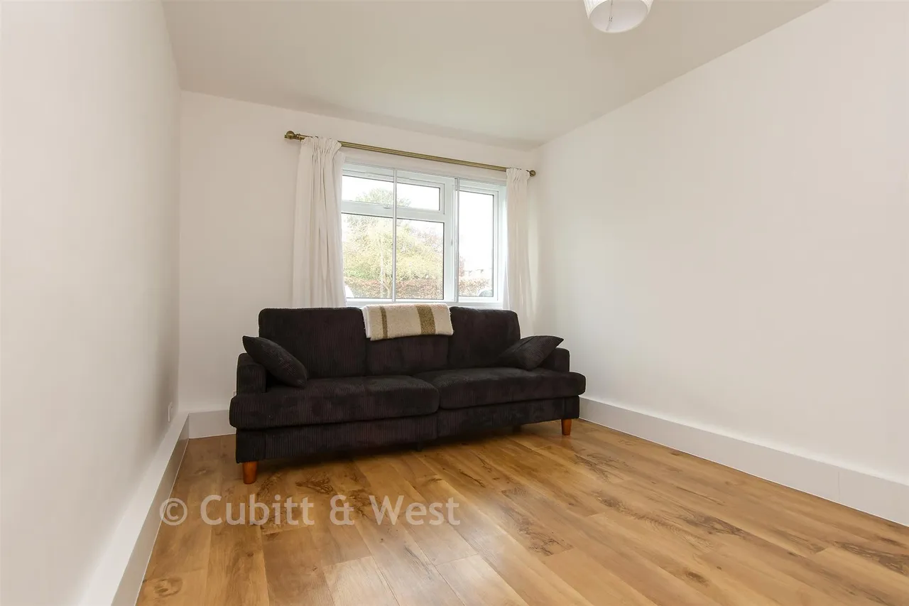 Doods Road, Reigate, RH2, photo 7