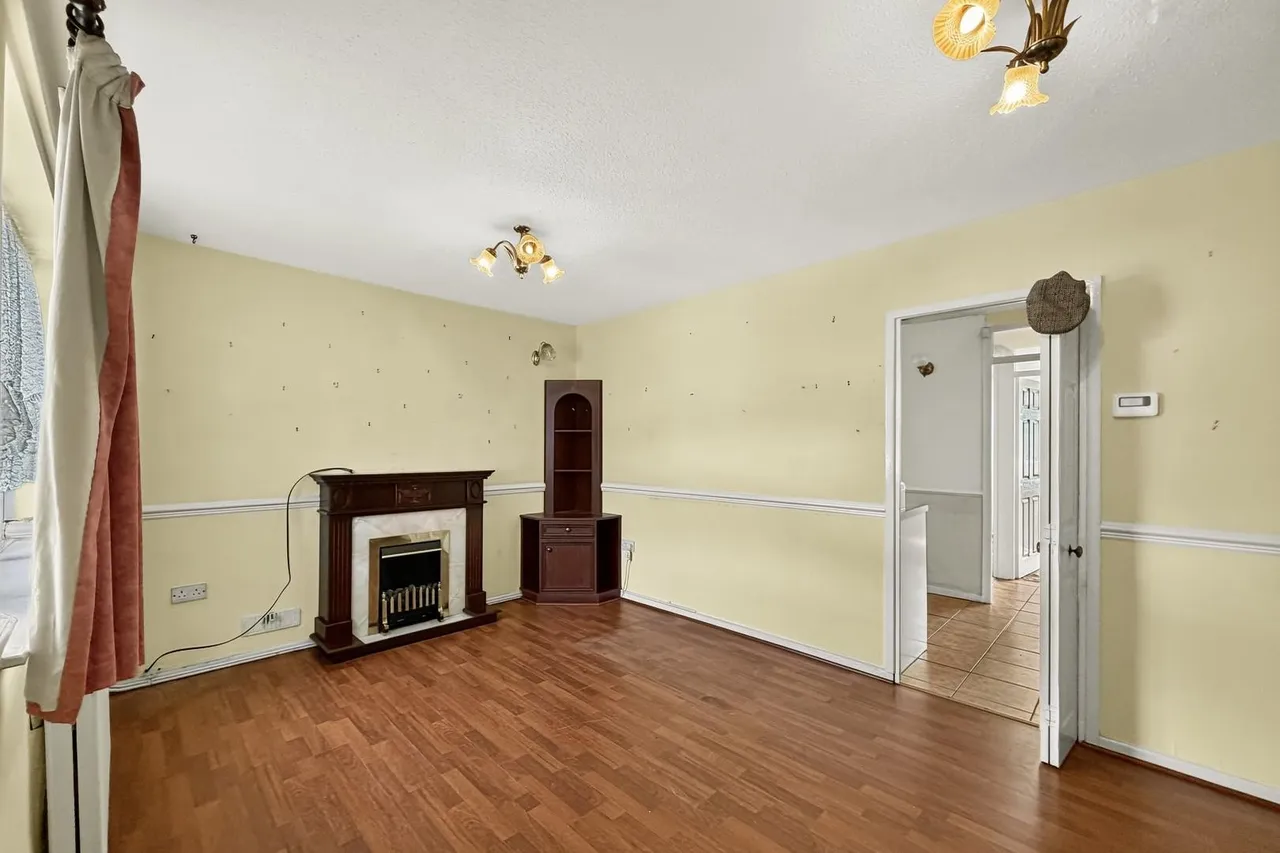 Threshfield Drive, Timperley WA15 6XW, photo 5