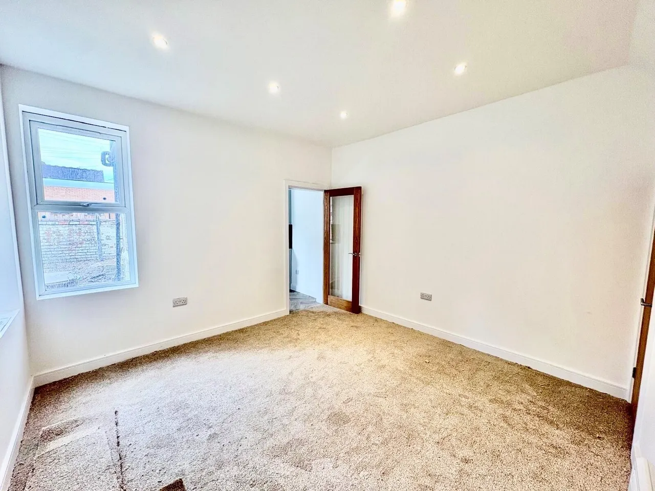 Hamilton Road, Nottingham, NG10, photo 3
