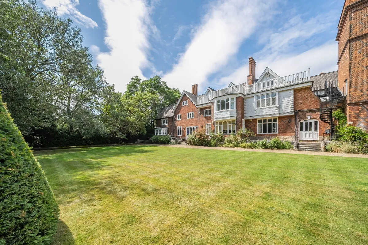 Devey Close, Kingston Upon Thames, KT2, photo 19
