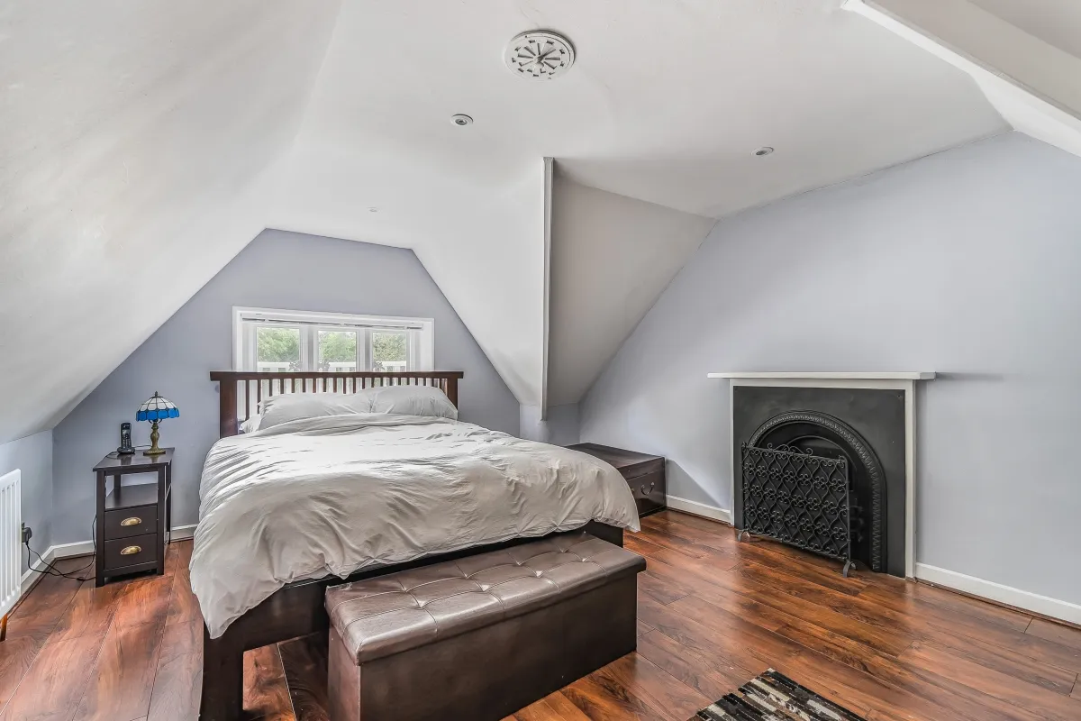 Devey Close, Kingston Upon Thames, KT2, photo 9