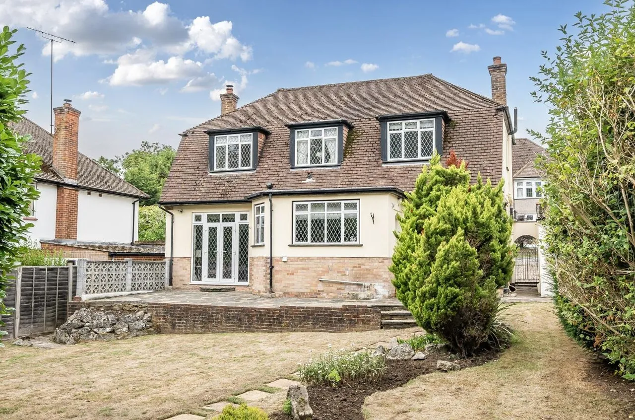 Fullerton Road, Carshalton, SM5 4JU, photo 14