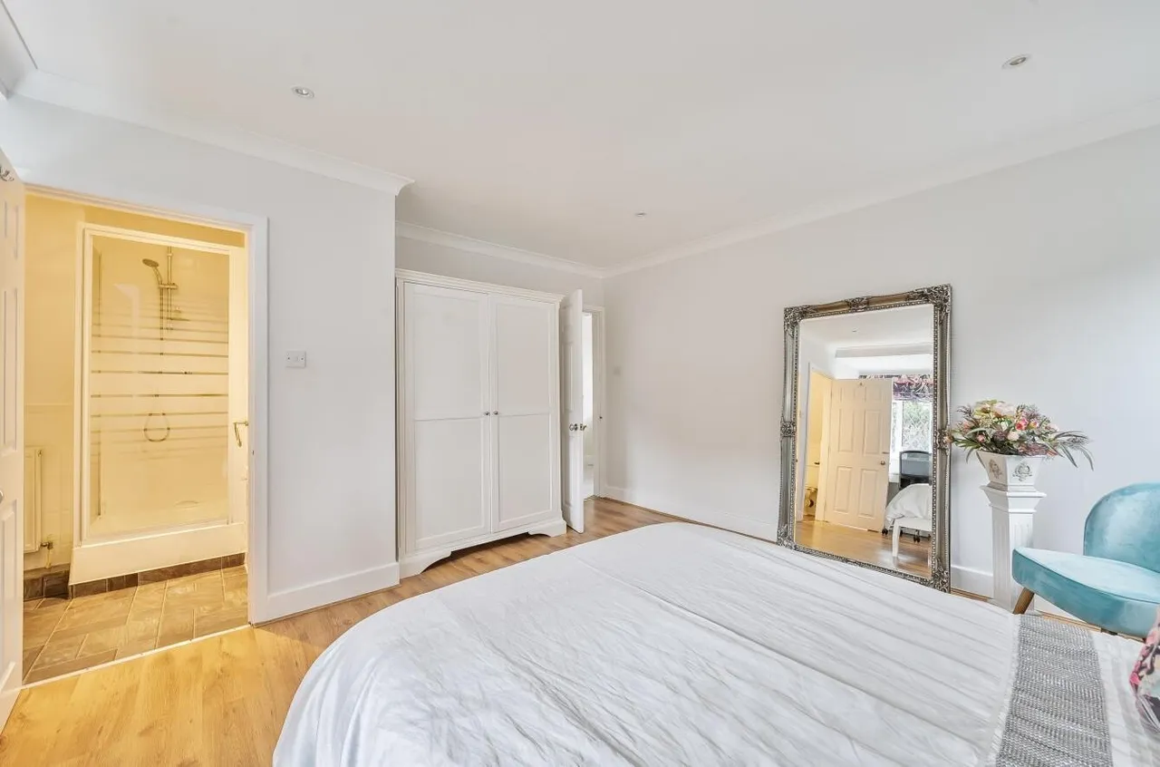 Fullerton Road, Carshalton, SM5 4JU, photo 19
