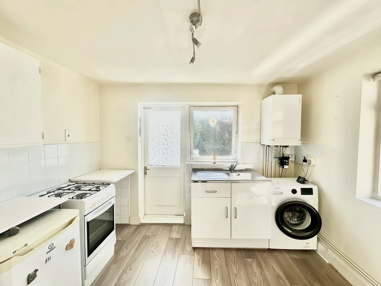 Broughton Road, Fulham, London, photo 5