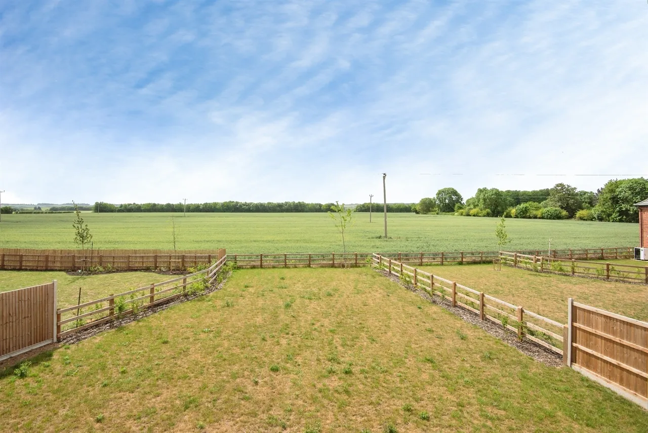 Muncey Grove, Bassingbourn, SG8, photo 22