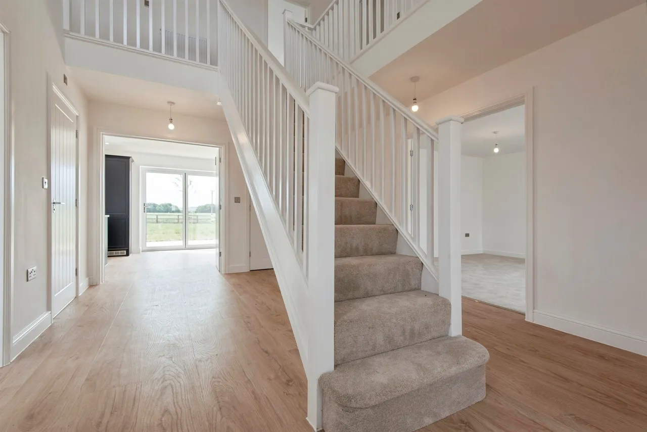 Muncey Grove, Bassingbourn, SG8, photo 3