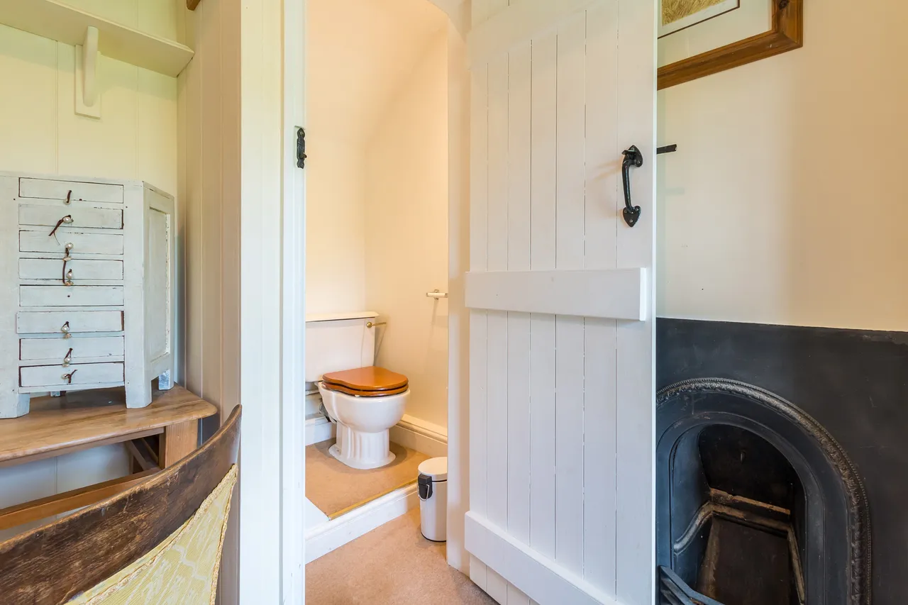 The Cottage Bartley Road, Woodlands, Southampton, Southampton, SO40 7GP, photo 12