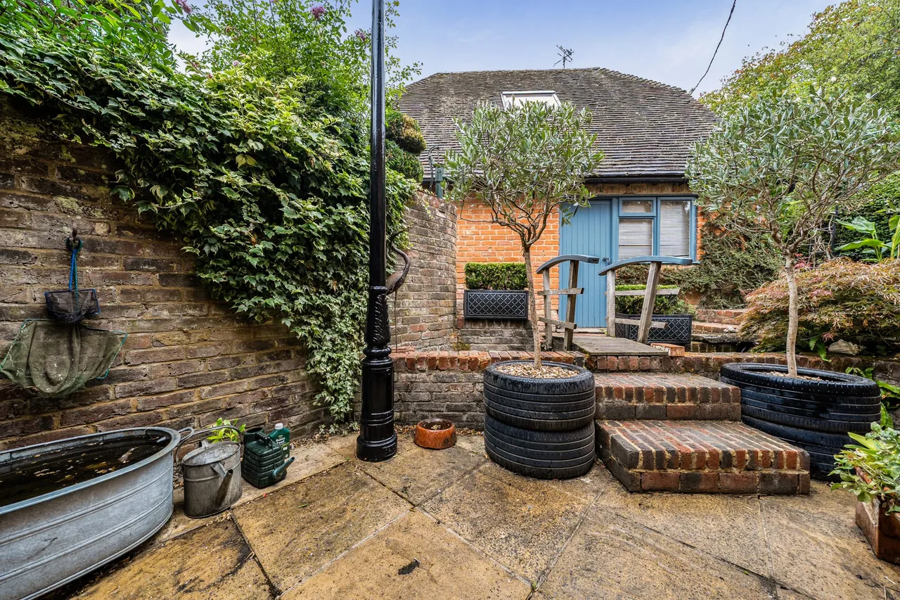 Pond Cottage The Street, Long Sutton, Hook, RG29 1ST, photo 18