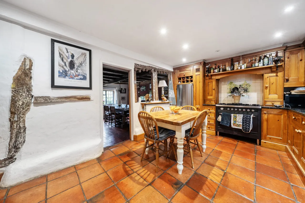 Pond Cottage The Street, Long Sutton, Hook, RG29 1ST, photo 3