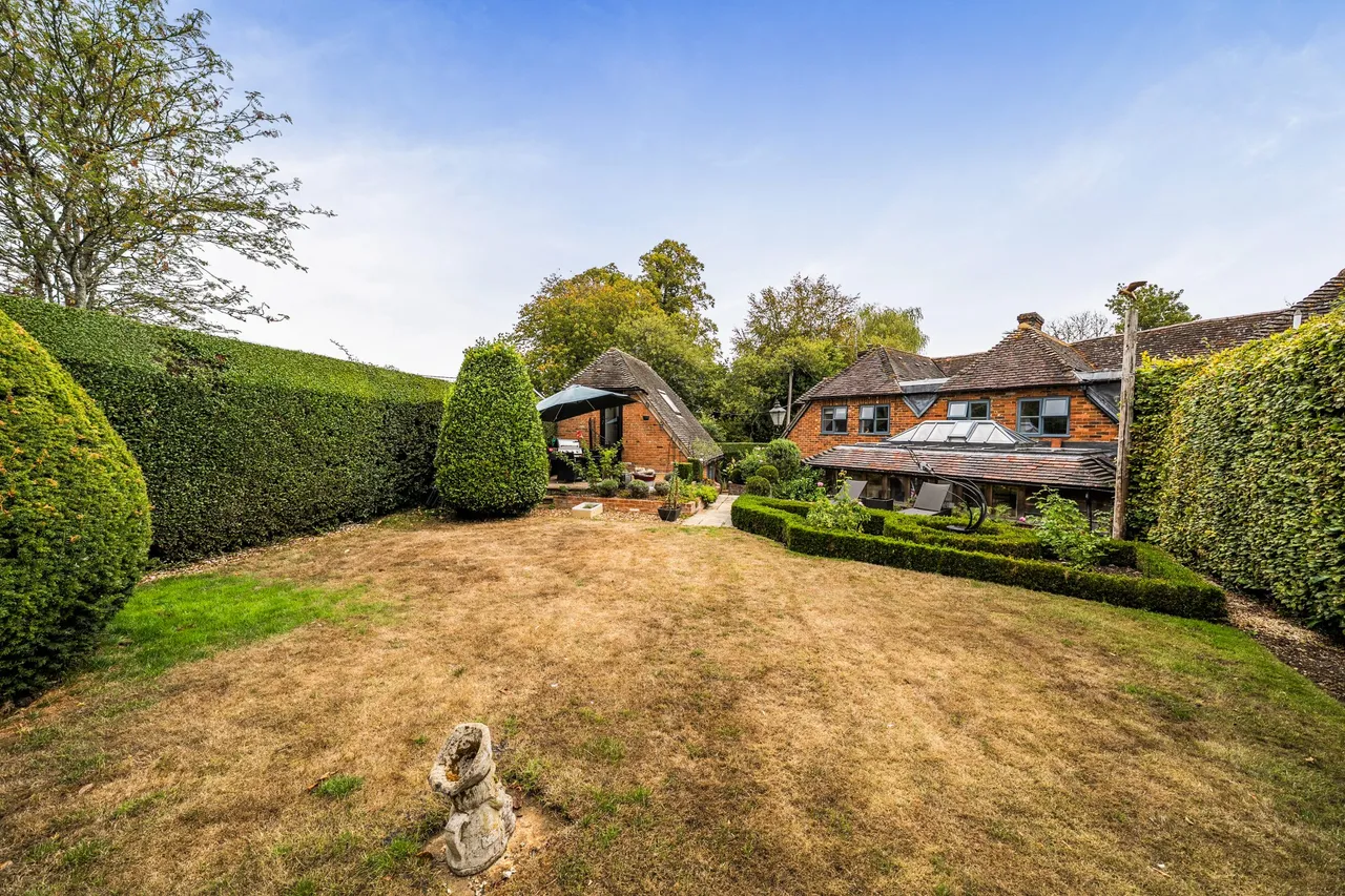 Pond Cottage The Street, Long Sutton, Hook, RG29 1ST, photo 16