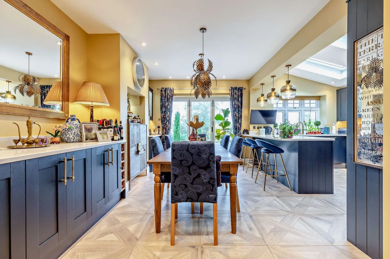 Chichester Road, Midhurst, GU29, photo 3