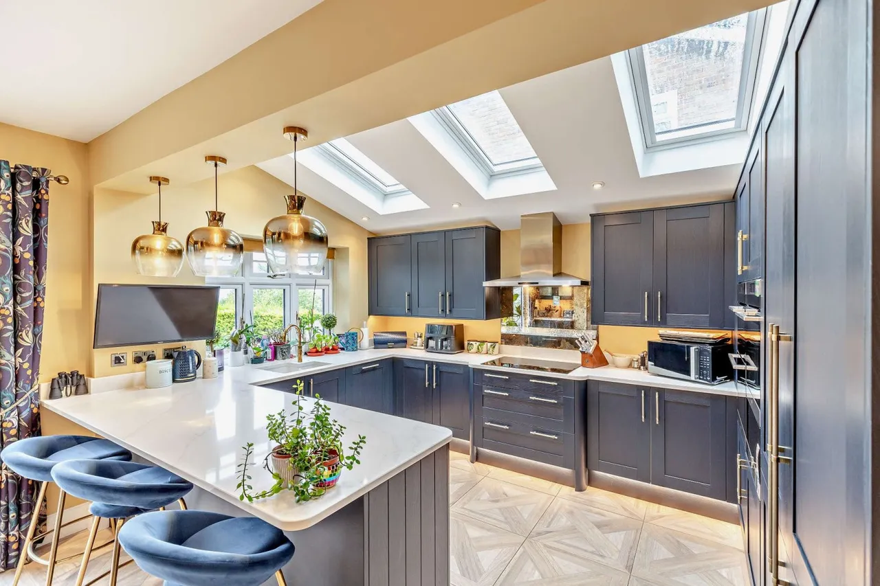 Chichester Road, Midhurst, GU29, photo 2
