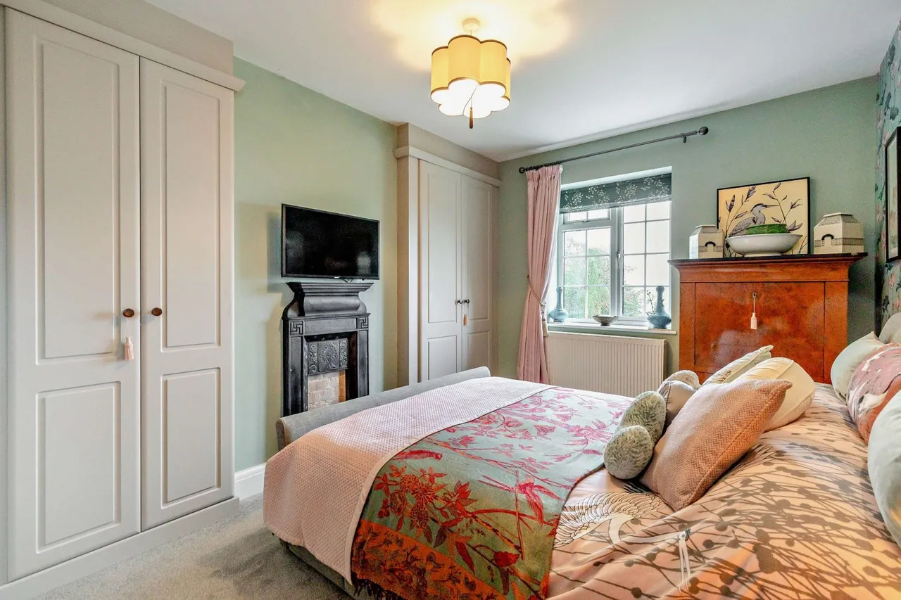 Chichester Road, Midhurst, GU29, photo 13