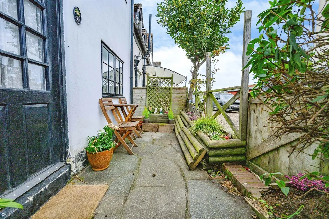 Lawn Lane, Hemel Hempstead, HP3, photo 4