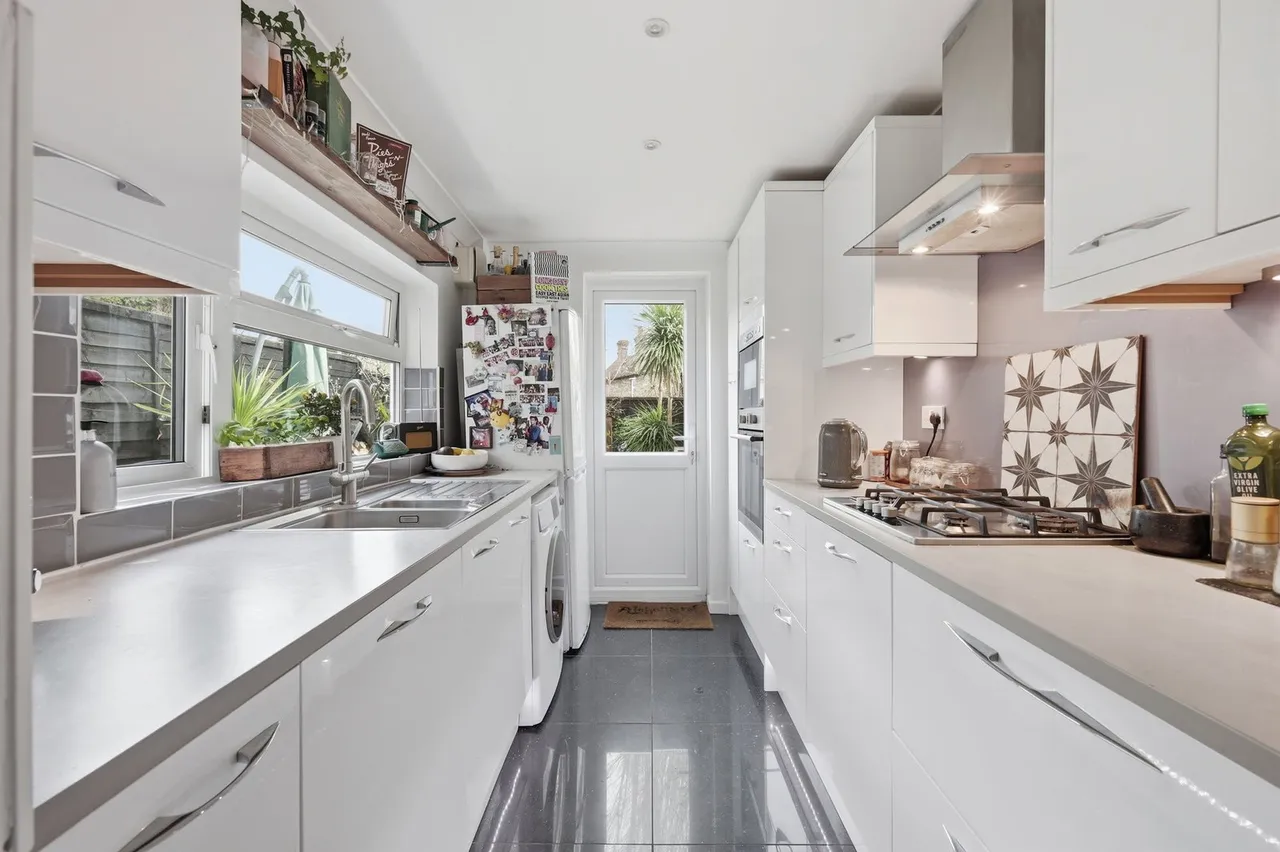 Caledon Road, Wallington, SM6, photo 13