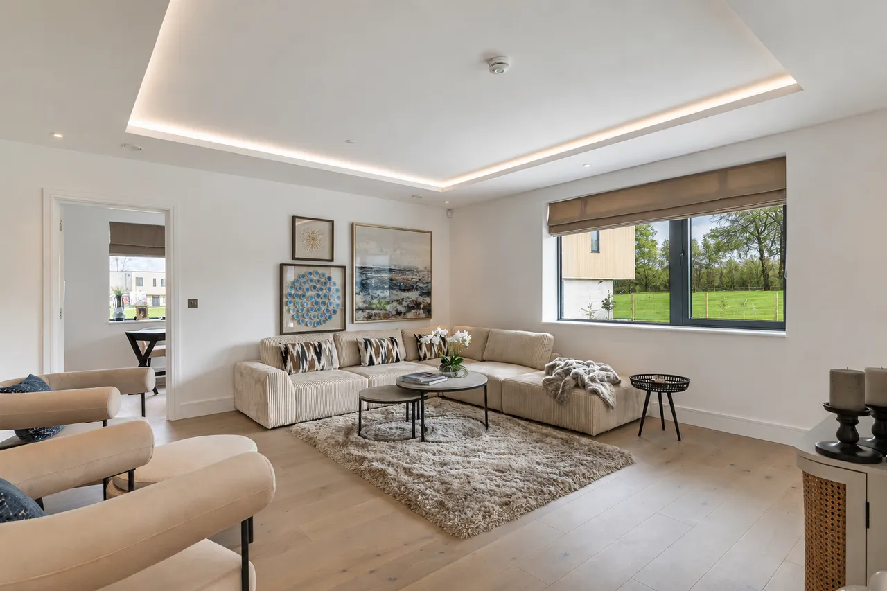 Wallis House, Courtlands Park, Banste..., photo 7
