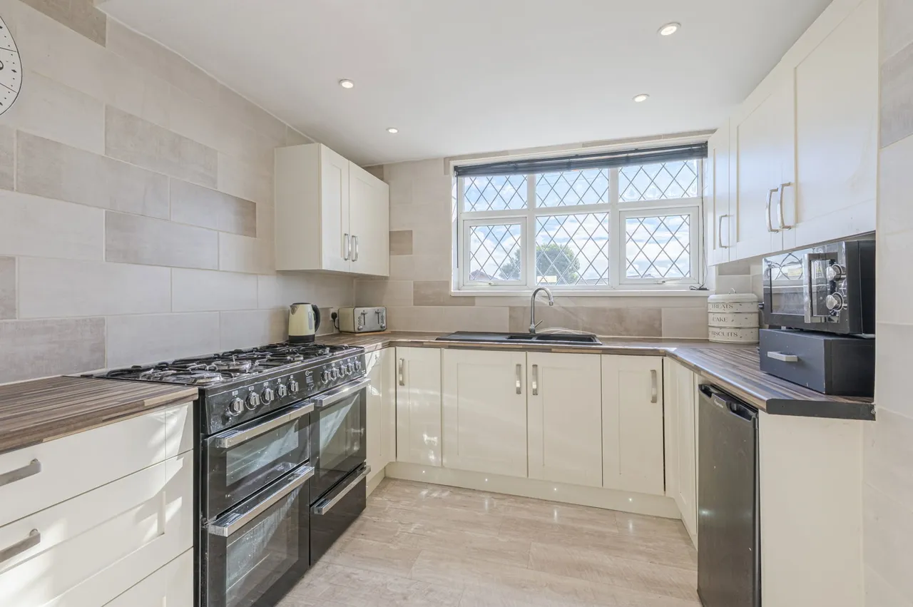 Shelley Road, Burntwood, photo 8