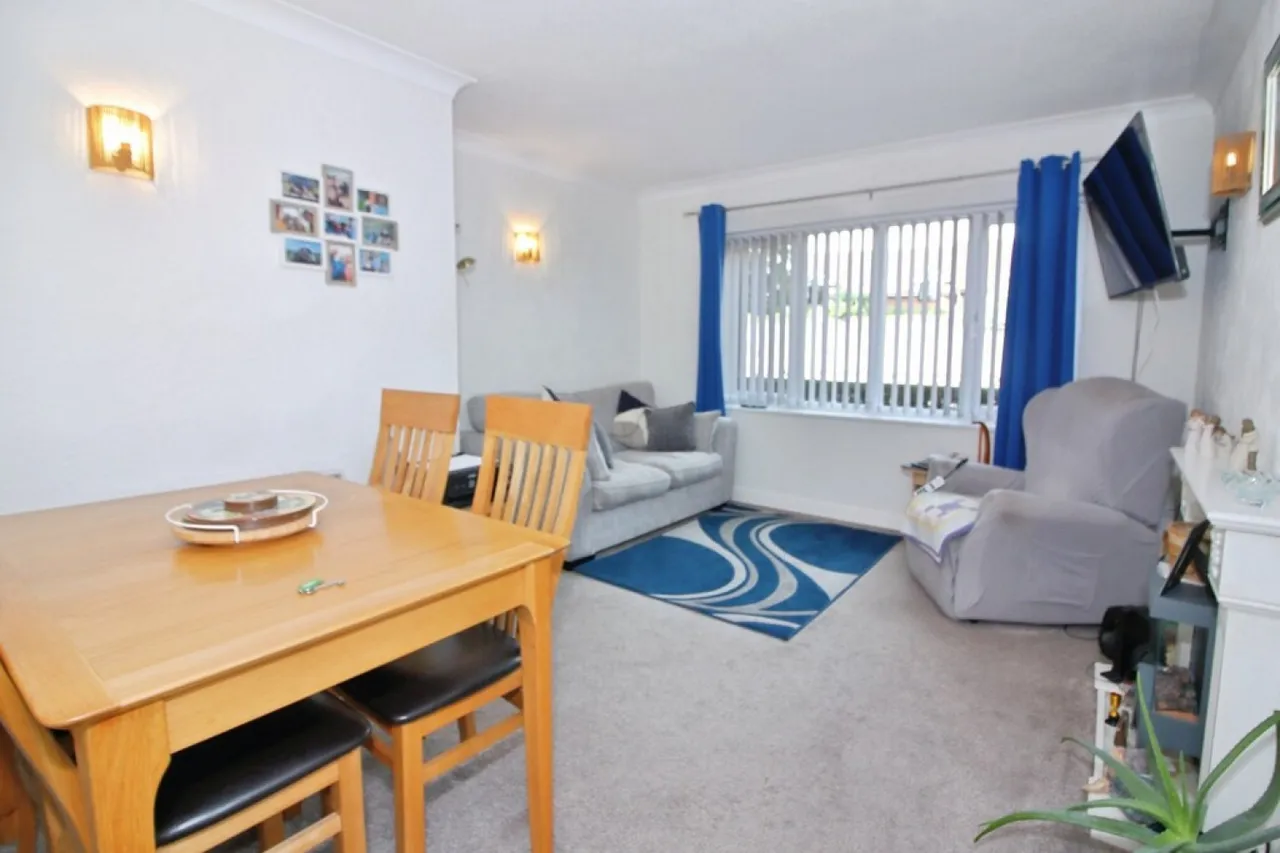 New Milton, BH25, photo 2
