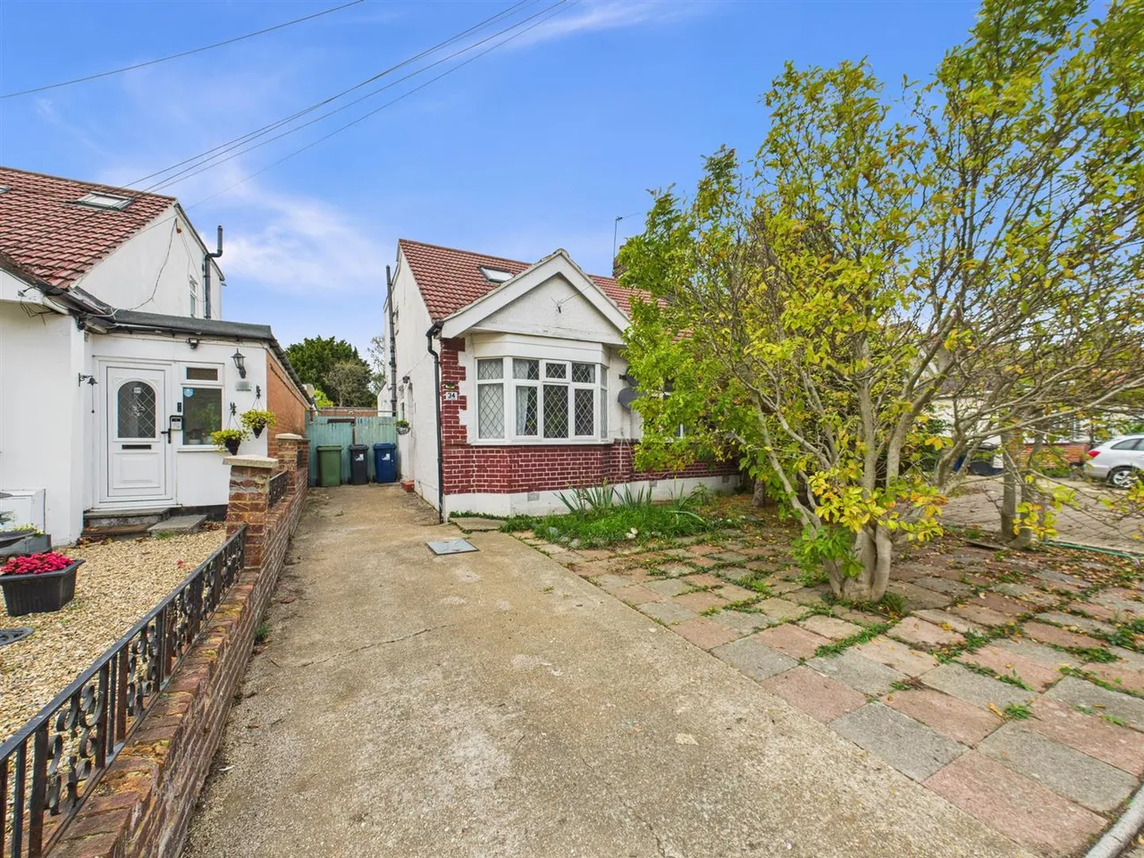 5 bed property for sale — Islip Gardens, Northolt, UB5 5BX