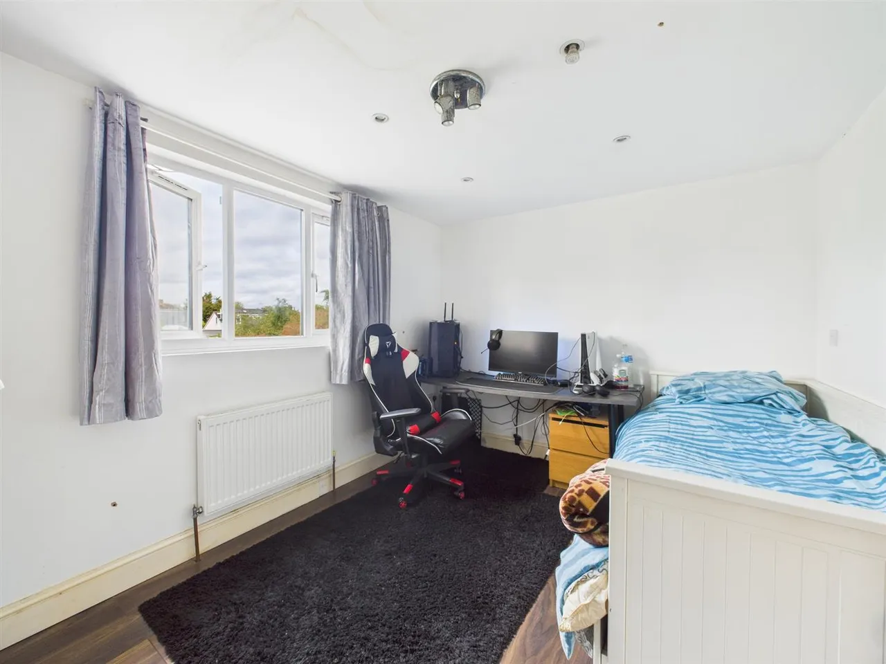 Islip Gardens, Northolt, UB5 5BX, photo 11