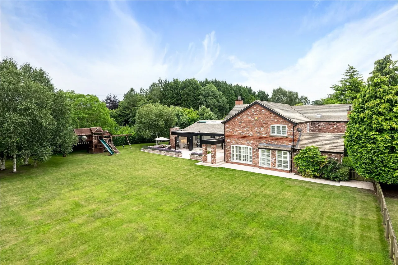 Bollington Lane, Nether Alderley, SK10, photo 26