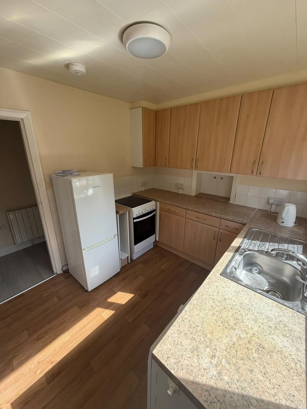 Castleton Court, Newton Mearns, G77, photo 6
