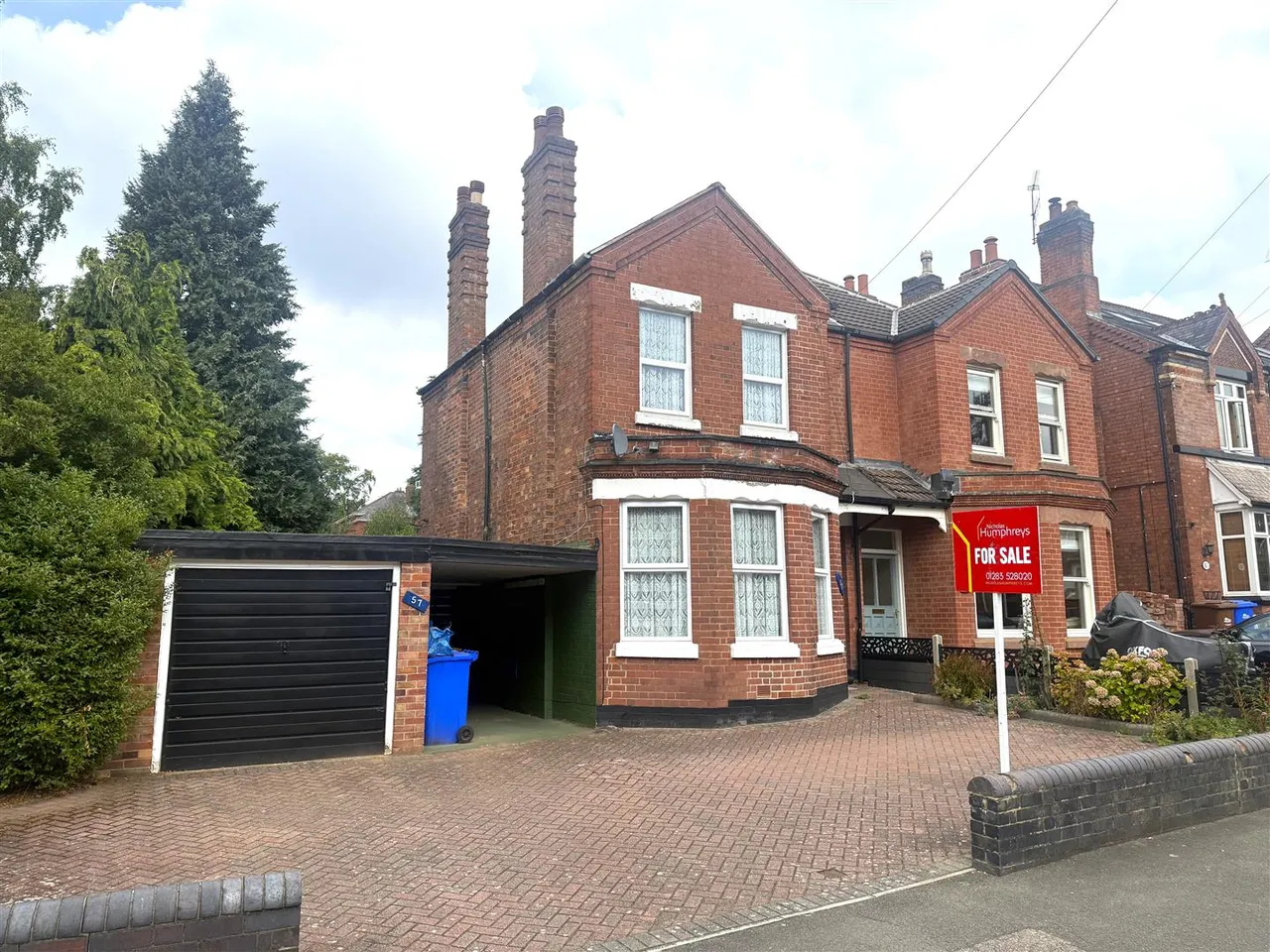 4 bed house for sale, Scalpcliffe Road, Burton-On-Trent, DE15