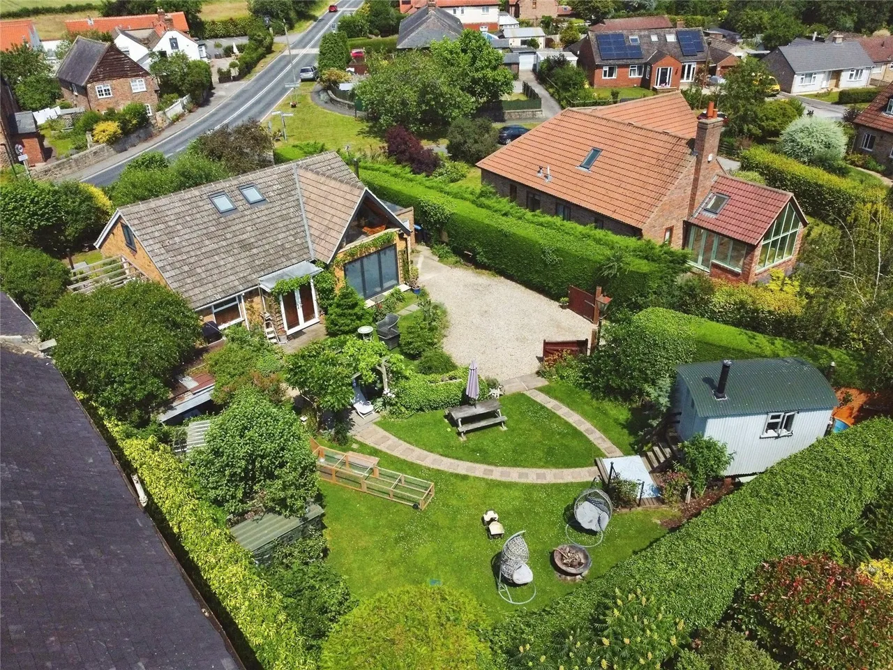 3 bed house for sale — Arkendale Road, Ferrensby, Knaresborough, North Yorkshire, HG5