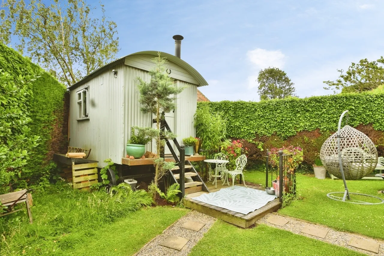 Arkendale Road, Ferrensby, Knaresborough, North Yorkshire, HG5, photo 28