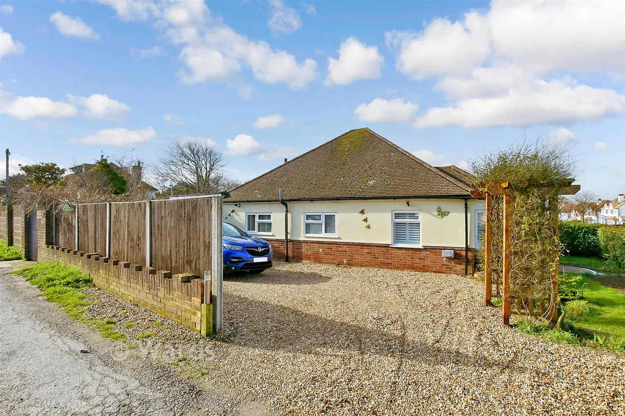 Northdown Road, Margate, CT9, photo 16