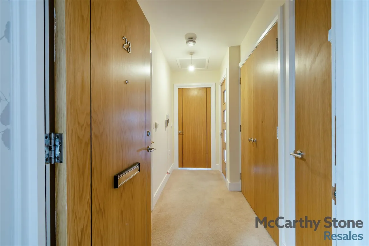 Knighton Park Road, Leicester, LE2, photo 20