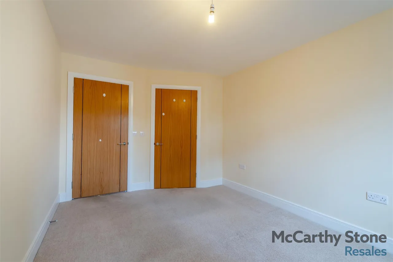 Knighton Park Road, Leicester, LE2, photo 15