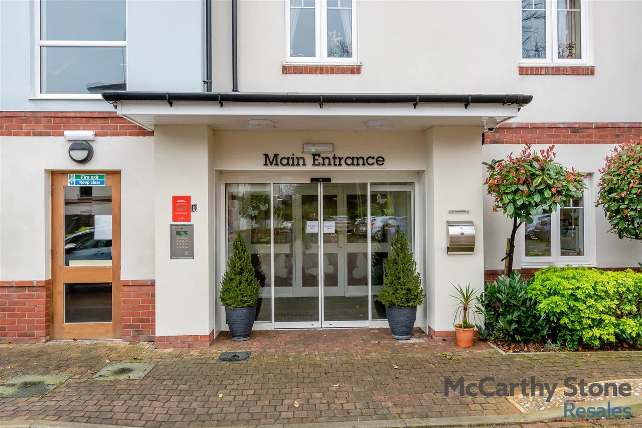 Knighton Park Road, Leicester, LE2, photo 28