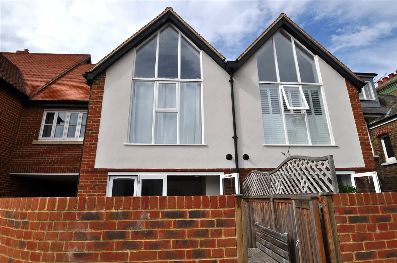 4 bed house to rent — Pound Lane, Canterbury, Kent, CT1