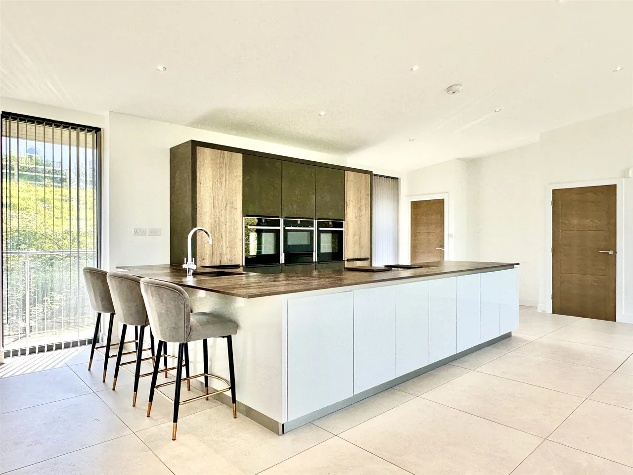 Langmead Drive, Bideford, EX39, photo 3
