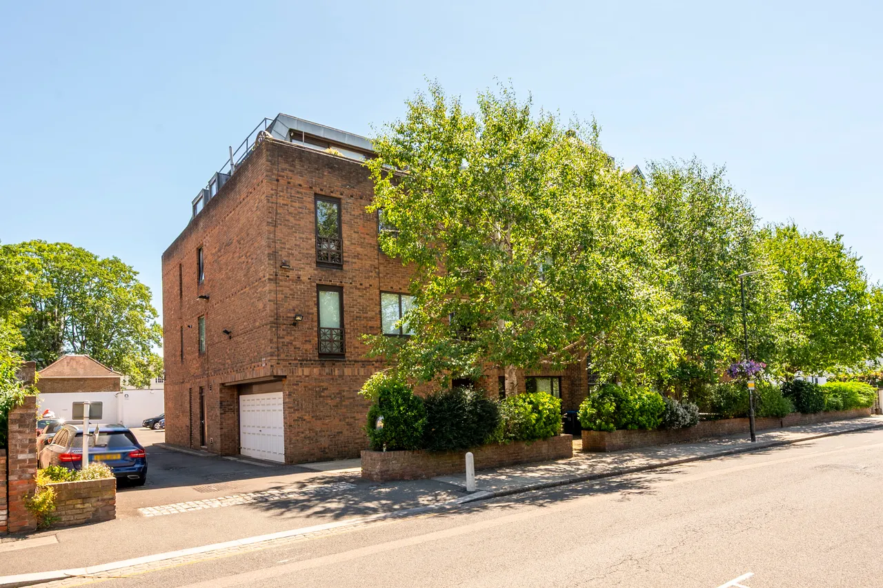 flat for sale — 1 Boleyn Lodge, 2 Marryat Road, London