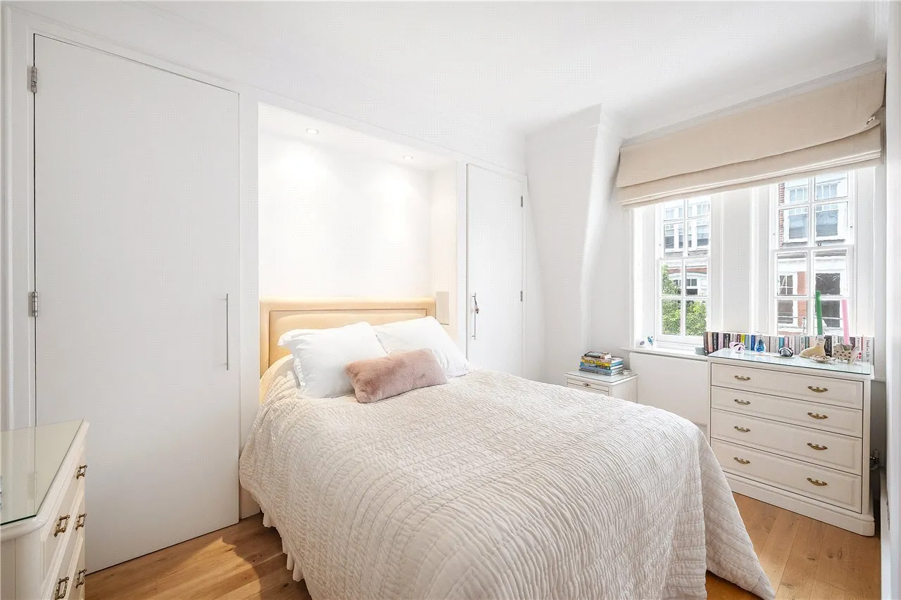 Sloane Court West, Chelsea, SW3, photo 8