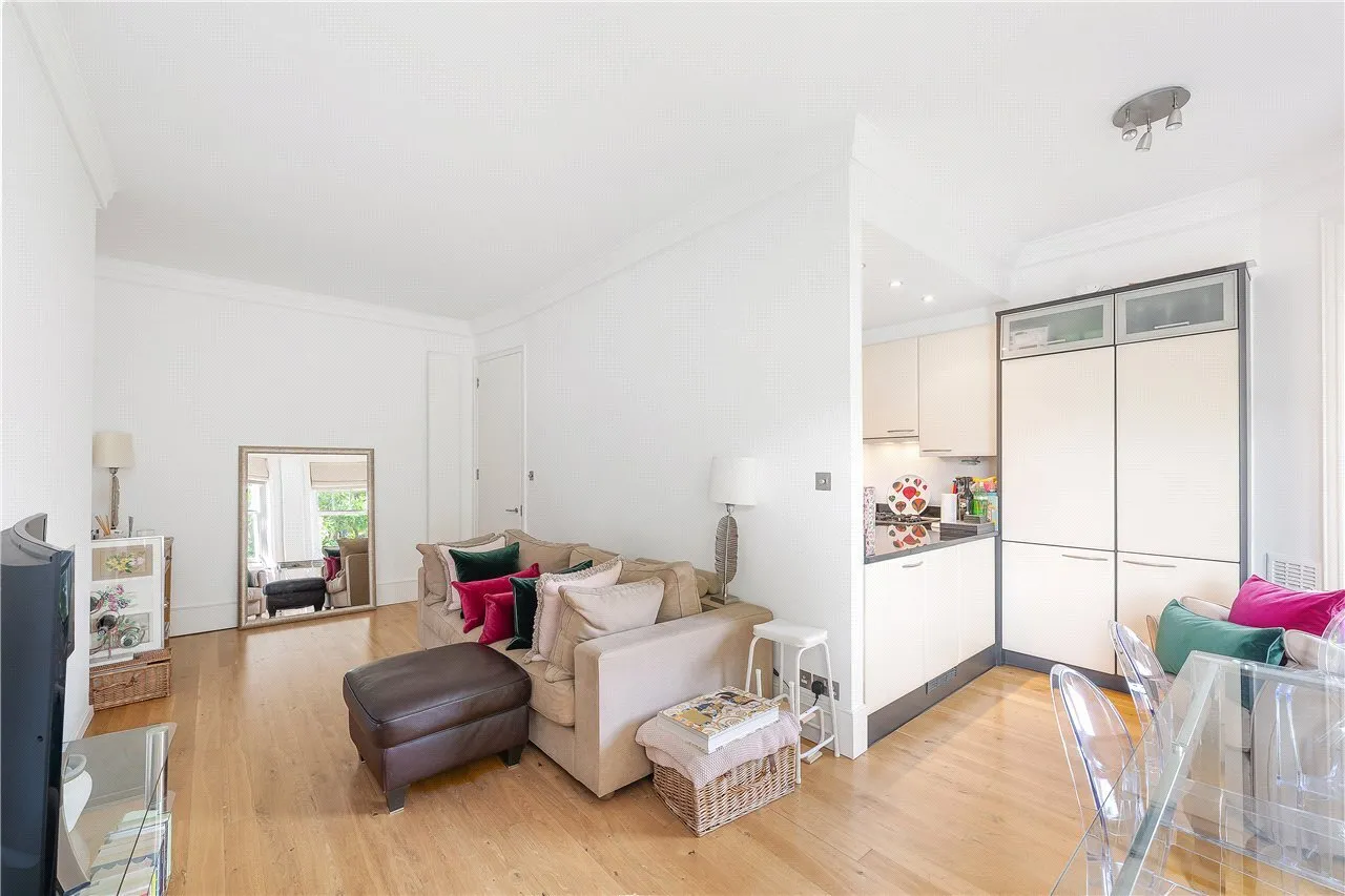 Sloane Court West, Chelsea, SW3, photo 6