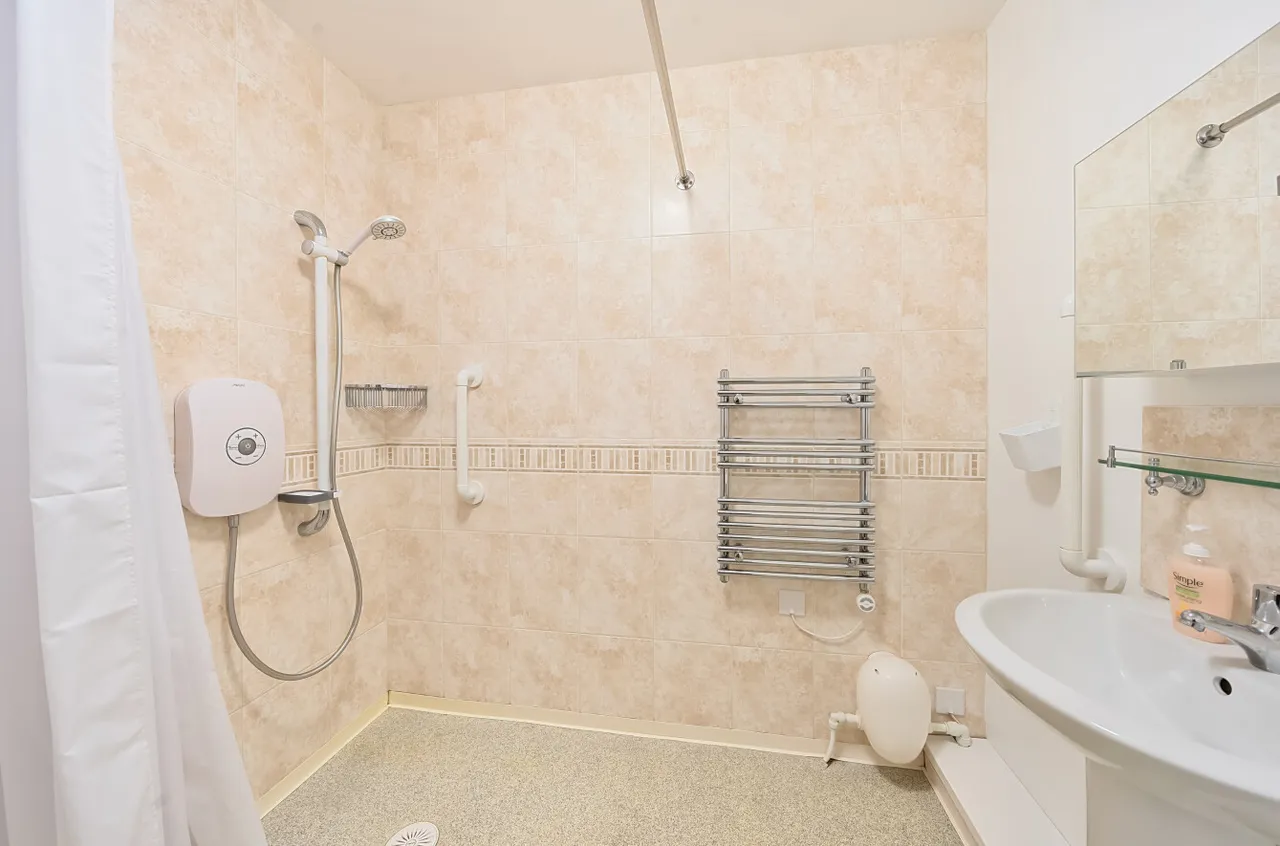 Adams Way, Alton, GU34, photo 7