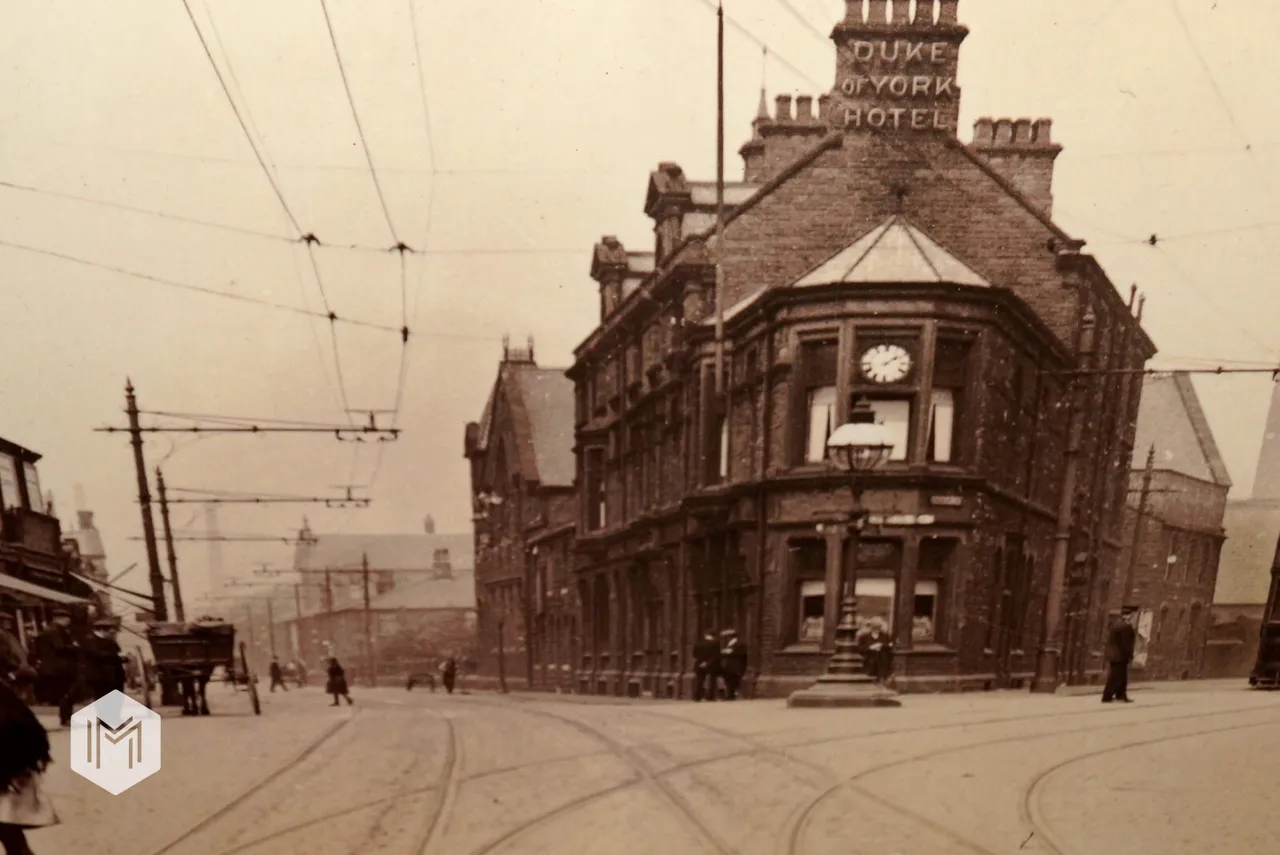 Colne Road, Burnley, BB10, photo 14