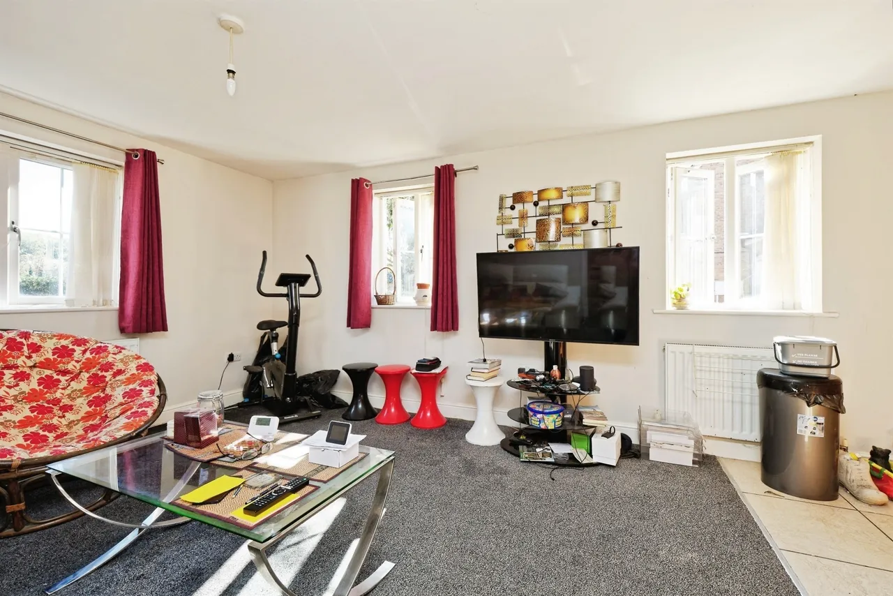 The Street, Boughton-Under-Blean, ME13, photo 5