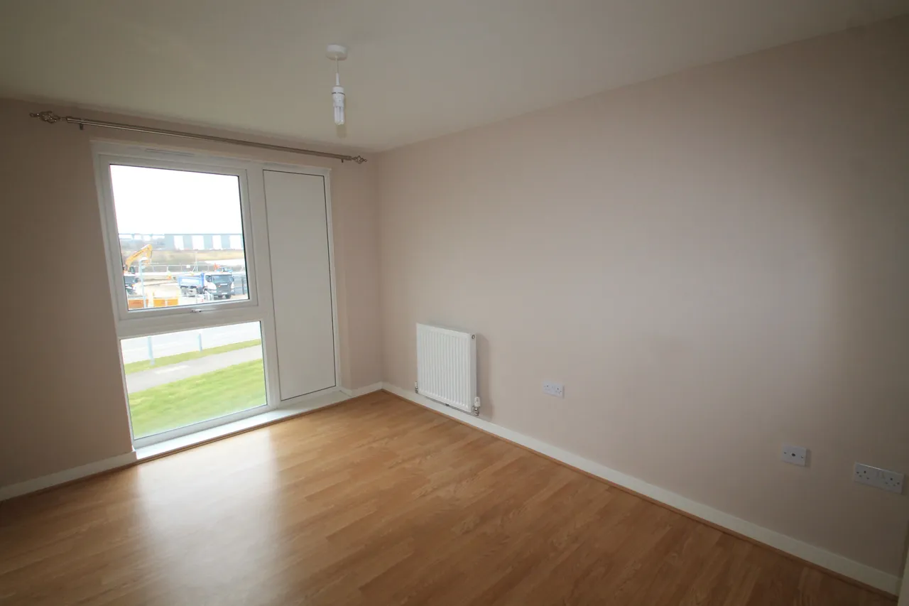 Cameron Drive, Dartford, photo 5