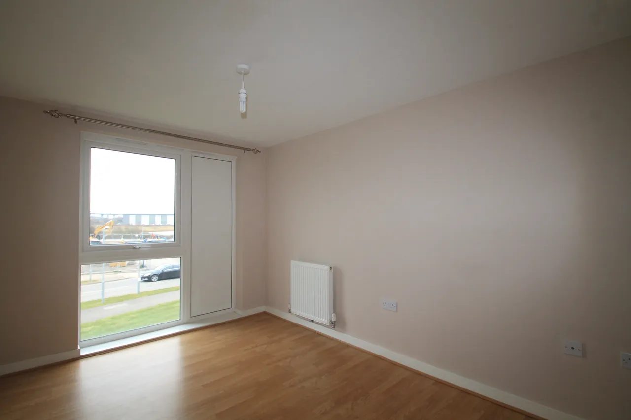 Cameron Drive, Dartford, photo 6