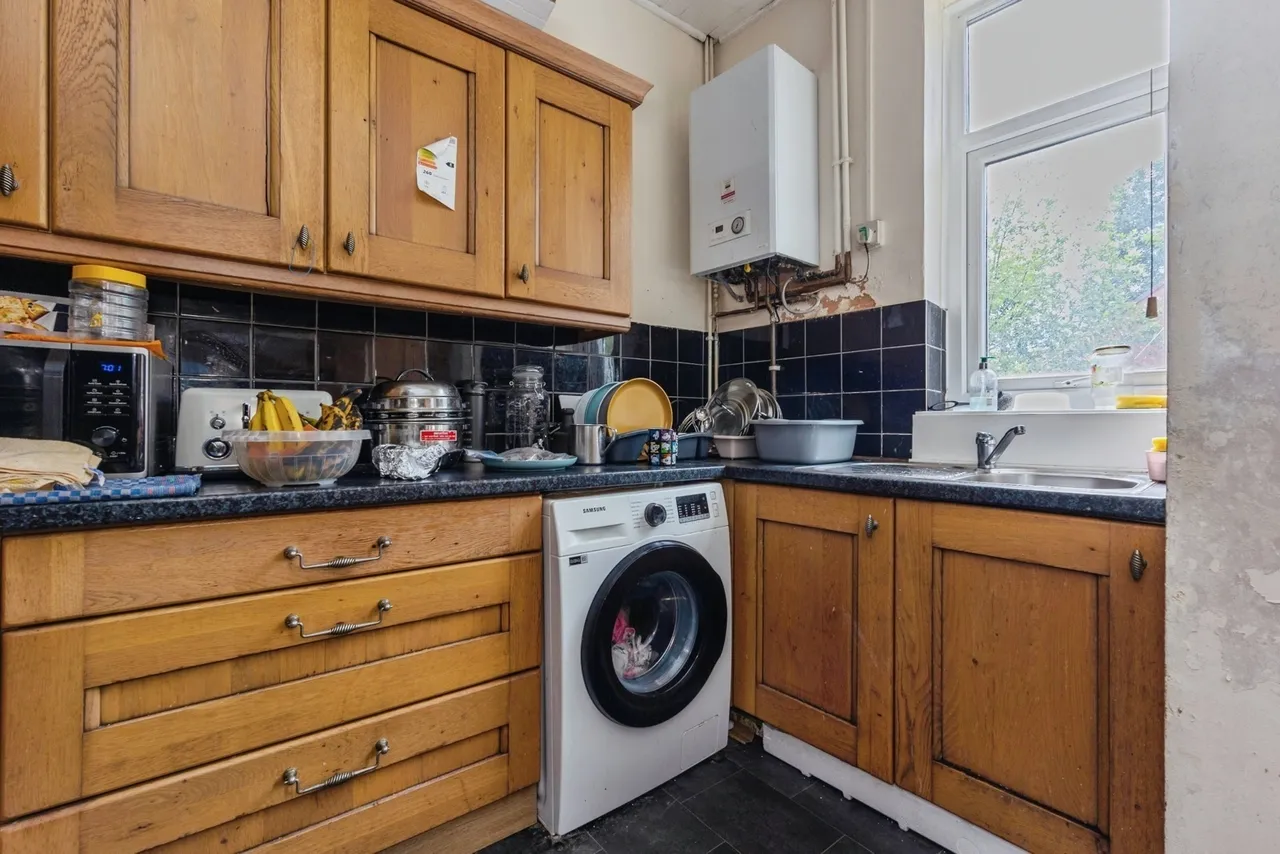 Buxton Road, Stockport, Greater Manchester, SK2, photo 4