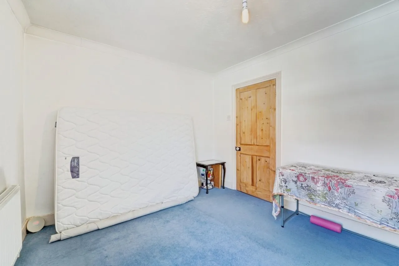 Bedford, MK40, photo 11
