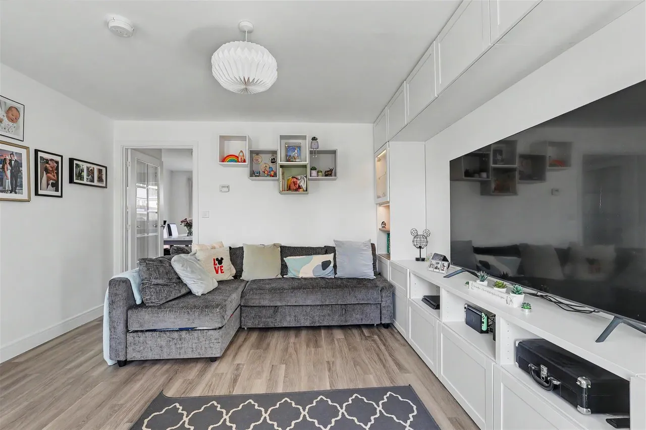 Forsythia Road, Ely, CB6, photo 8