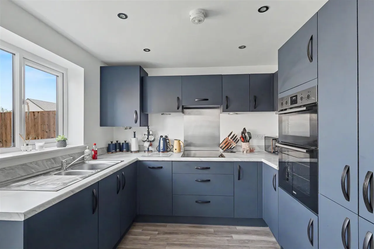 Forsythia Road, Ely, CB6, photo 2