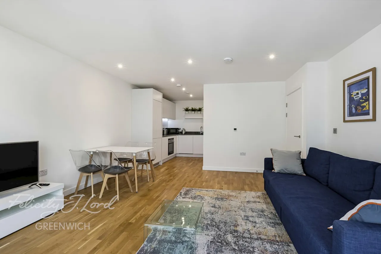 1 bed flat for sale, Hawthorne Crescent, Greenwich, SE10