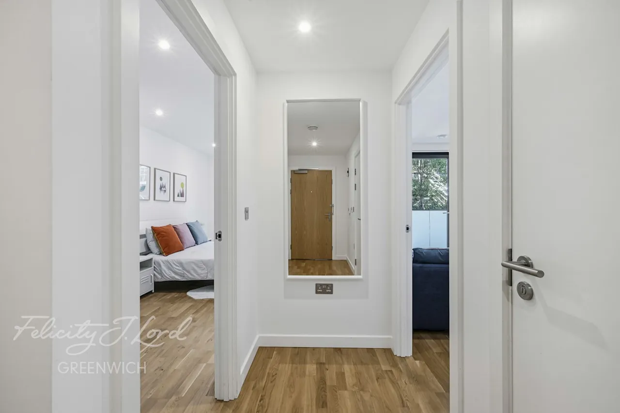 Hawthorne Crescent, Greenwich, SE10, photo 9