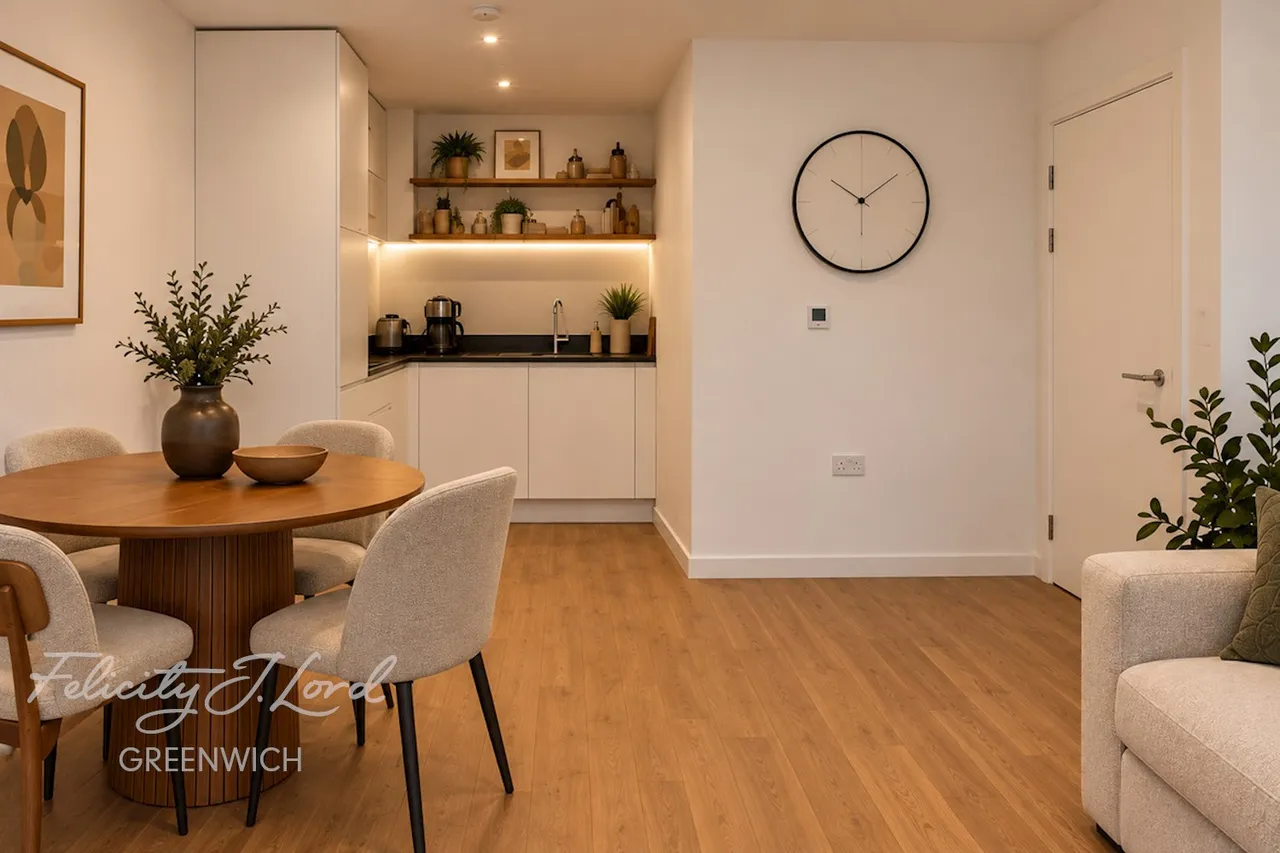 Hawthorne Crescent, Greenwich, SE10, photo 14